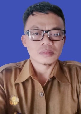 Aep Saepuloh NIPD 19821108142016 Kepala Dusun III Desa Sekarwangi
